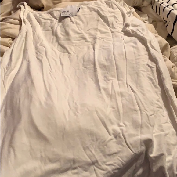 White tank top - Picture 4 of 5